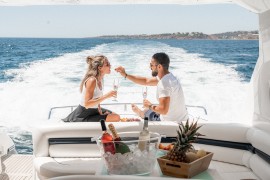 Marketing Offline per il Noleggio di Yacht di Lusso: 3 Strategie per Attrarre Clienti Esigenti