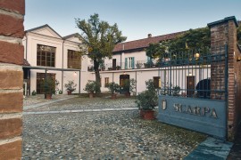 Statue e sculture di pane in mostra all'Antica Tenuta Scarpa