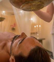 Bello è possibile. All’Alpenpalace Luxury Hideway&Spa Retreat un rituale speciale per lui tra massaggi e trattamenti viso. Pacchetti personalizzati alla scoperta di una nuova identità di bellezza