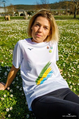 La T-shirt della 2^ Crete Senesi Ultramarathon, un omaggio a Rapolano tappa del Giro d’Italia