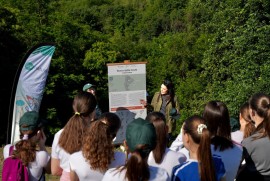 Coltivare la sostenibilità con l’agricoltura integrata: gli studenti vivono la biodiversità con Cecchetto
