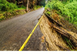 Frana in Val Masino. Imponente cedimento sul paese