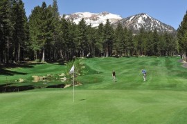 GOLF TRA LE VETTE: un'esperienza indimenticabile a MAMMOTH LAKES