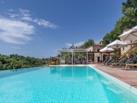 La Quarta Estate di Borgo Baccile in Abruzzo, oasi d'accoglienza