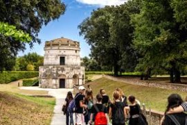 Domenica 1 settembre il Trekking Urbano Teodoriciano, un insolito tour guidato per scoprire la Ravenna dell’età di Teodorico
