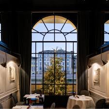 NATALE e CAPODANNO con LUNGARNO COLLECTION: da Milano a Firenze, esperienze uniche per vivere la magia delle feste tra gusto e meraviglia