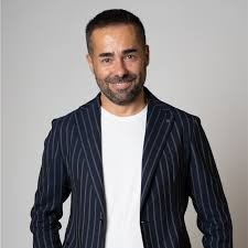 Formazione oncologica nel metaverso: viaggio immersivo dal Patient Journey alla comunicazione virtuale medico-paziente