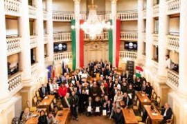 Parmigiano Reggiano: nella Sala del Tricolore del Comune di Reggio Emilia si è tenuta la cerimonia di premiazione dei vincitori dei World Cheese Awards 2022