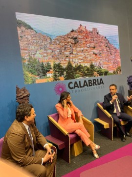 Morano Calabro (Cs) - L’assessore Francesco Soave alla BIT di Milano 