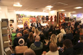 Sanremo: Salvo Nugnes presenta il suo libro “Frida, la mia storia vera” con il critico musicale del festival Mario Luzzatto Fegiz