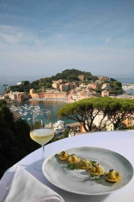 Ristorante Olimpo - Hotel Vis à Vis - Sestri Levante presenta la nuova offerta enogastronomica di altissimo livello che vede protagonista il territorio e strizza l’occhio ad un insolito concetto di fusion