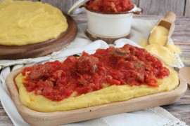 Nelle Alte Marche ancora una domenica per andar a polenta!