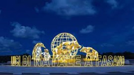 Natale in Puglia: Fasano si trasforma in una giungla urbana con oltre 50 installazioni luminose giganti raffiguranti animali per festeggiare i 50 anni dello Zoosafari