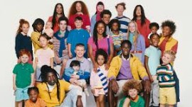 Different Together è la campagna SS25 di United Colors of Benetton