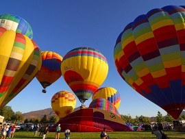 Liberatevi dal suolo: la magia dei voli in mongolfiera