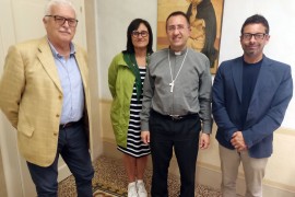 Le Farmacie Comunali di Arezzo in visita da monsignor Andrea Migliavacca