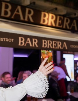 BRERA VIBE: brinda all'estate con stile e bollicine al BAR BRERA