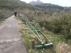 Spregevole atto vandalico sulla pista pedo-ciclabile Morano Calabro/Castrovillari