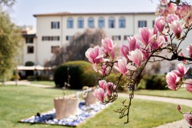 Brunch all'aperto e rituali benessere: la primavera di Four Seasons Hotel Firenze