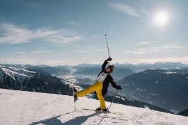Al via il 7 dicembre la stagione invernale dell'area vacanze sci & malghe Rio Pusteria con la Cavaliera Valeria Dallapè