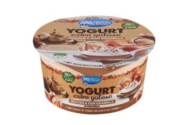 Novità da Latteria Sociale Merano: è arrivato lo Yogurt doppio strato extra goloso di Latte Fieno al gusto Nocciola con granella di nocciola