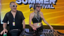 LADY-J, il talent che supporta le DJ del futuro, parte da Baia Domizia