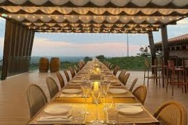 Bollicine con vista: nei Colli Berici la bella stagione riparte dalla terrazza di Cà Rovere, da maggio a settembre