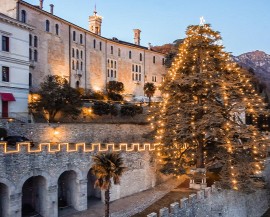 A CastelBrando si accende l'Albero di Natale più grande d’Italia con tanti record