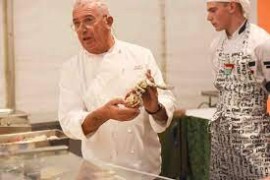 Igles Corelli e il risotto al granchio blu: il cooking show dello Chef ha deliziato gli spettatori del Ferrara Food Festival
