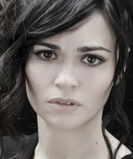 Jackie, il testo teatrale del 2002 di Elfriede Jelinek a Riccione, stagione teatrale 2022/23