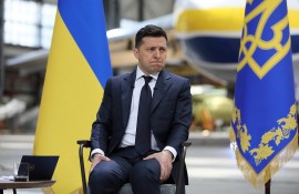 Kiev, licenziamenti e arresti col piano anti-corruzione di Zelensky per favorire l’ingresso nella UE