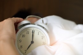  Italiani dormiglioni! Più di un terzo di loro (36%) posticipa la sveglia quotidianamente