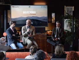 Presentato a Milano il nuovo volume bilingue 