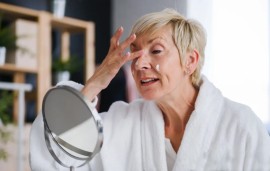 Terza età: non solo osteoporosi, attenzione anche alla dermatoporosi