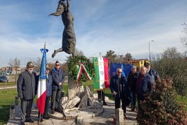 Una cerimonia in memoria delle vittime civili di guerra del territorio aretino 