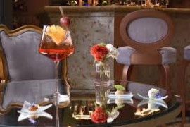  Tre motivi per fare l’aperitivo al Lounge Bar Mezzanotte di Château Monfort