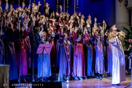 LA CORELLI celebra le feste con il GOSPEL DEI 