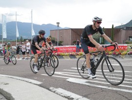 Il TRIATHLON del LAGO di CALDARO affascina