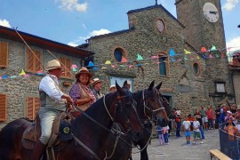 Tradizioni e sapori: il borgo di Raggiolo ospita la Festa della Transumanza
