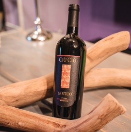 Il vino della settimana: il Rosso Piceno Superiore Gotico di Ciù Ciù