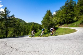 FollowYourPassion: la MontBlanc Gran Fondo si decide in volata. Mattia Gaffuri e Roberta Bussone dominano il percorso lungo