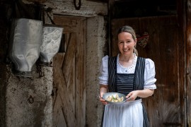Domenica 1 giugno fra i monti del Friuli Venezia Giulia – A Sutrio la Festa dei Cjarsòns, il piatto simbolo della Carnia