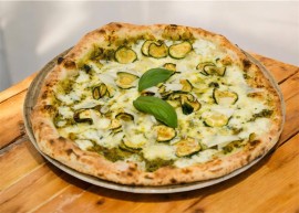 Si accende l’estate alla Strappata® di Battipaglia: ecco le nuove pizze che celebrano la bella stagione
