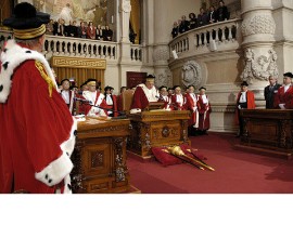Innovativa sentenza di Cassazione che ha riconosciuto la diffamazione aggravata su Facebook anche se non si fanno nomi dei destinatari