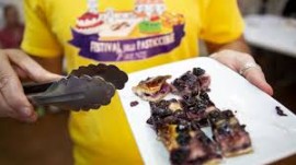 Firenze, ecco la gara sulla miglior schiacciata con l’uva: in palio le bottiglie del Consorzio Vino Chianti