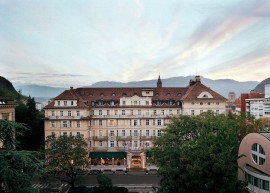 Parkhotel Laurin è il Grand Hotel di Bolzano dove oltre 110 anni di vitalità, arte ed eleganza culminano in due ristoranti: il Ristorante Laurin e il fine dining ConTanima
