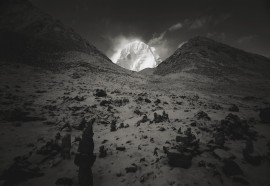 Dal 6 giugno al 31 agosto alla Rocca di Lonato del Garda (BS): “Kenro Izu – Luoghi dell’anima”