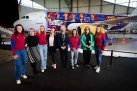 FC Barcellona e Vueling presentano il nuovo aereo del Barça femminile