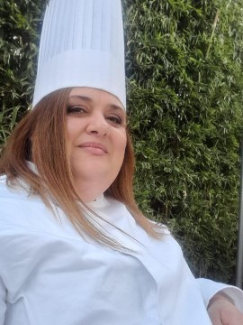 Una sorpresa in cucina a Firenze con Anna Maria Mone il 5 e 6 Dicembre 2023!