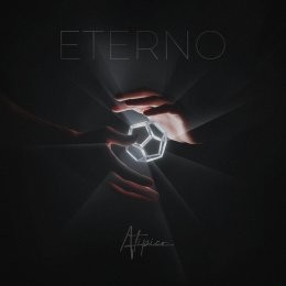 Atipico. “Eterno” è il nuovo singolo dalle sonorità pop del cantautore abruzzese che anticipa l’album di prossima uscita 